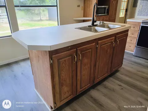 601 E Austin Ave, Llano, TX 78643 photo 15