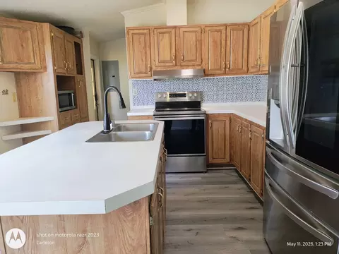 601 E Austin Ave, Llano, TX 78643 photo 7