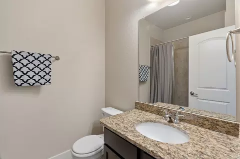 Bath - 423 High Tech Dr, Georgetown, TX 78626 photo 4 of 4