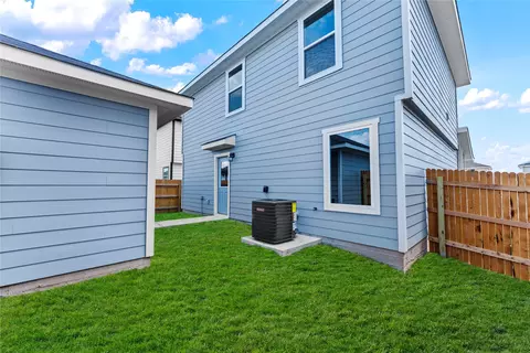 Exterior - 227 Bardwell Way, Buda, TX 78610 photo 4 of 6