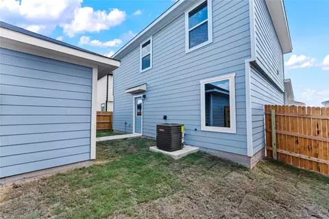 Exterior - 227 Bardwell Way, Buda, TX 78610 photo 3 of 6