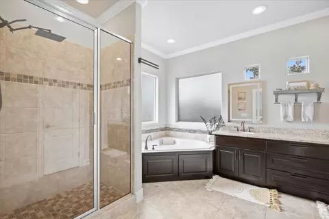 Bath - 107 E Tanglebriar Ct, Bastrop, TX 78602 photo 1 of 6
