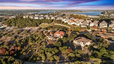 2814 Lakehurst Rd, Spicewood, TX 78669