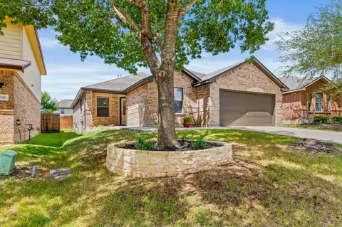 Exterior - 628 Quarter Ave, Buda, TX 78610 photo 7 of 8