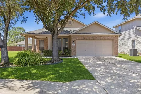 107 Buck Shot Ct, Bastrop, TX 78602