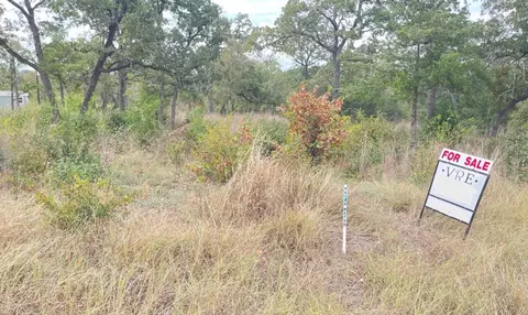 191 Tuck St, Cedar Creek, TX 78612