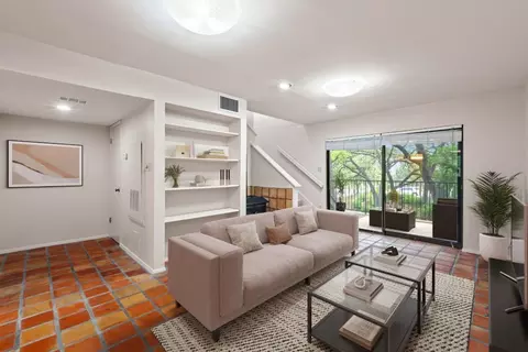 1135 Barton Hills Dr #240, Austin, TX 78704