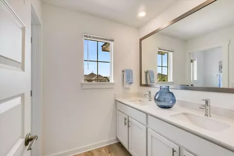 Bath - 2337 Bravo Pass, Leander, TX 78641 photo 1 of 1