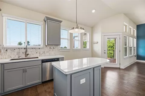 Kitchen - 1722 Rowdy Loop #7, Leander, TX 78641 photo 3 of 3
