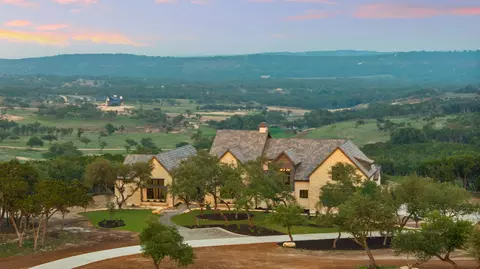 1149 Canyon Crossing Vw, Dripping Springs, TX 78620