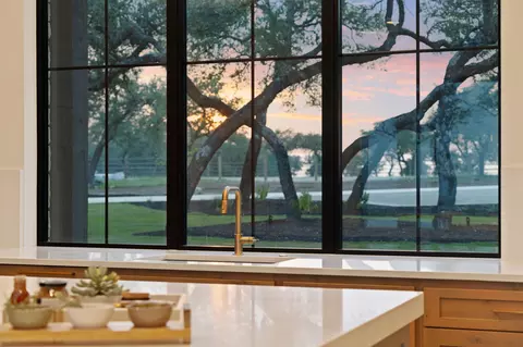 1149 Canyon Crossing Vw, Dripping Springs, TX 78620