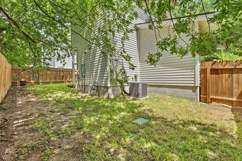 2000 E 18th St #B, Austin, TX 78702 photo 23