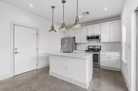 2000 E 18th St #B, Austin, TX 78702 photo 9