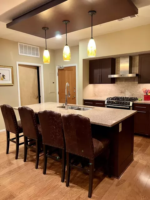 1600 Barton Springs Rd #3102, Austin, TX 78704