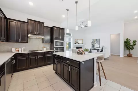 Kitchen - 176 Wild Pecan Loop, Buda, TX 78610 photo 5 of 5