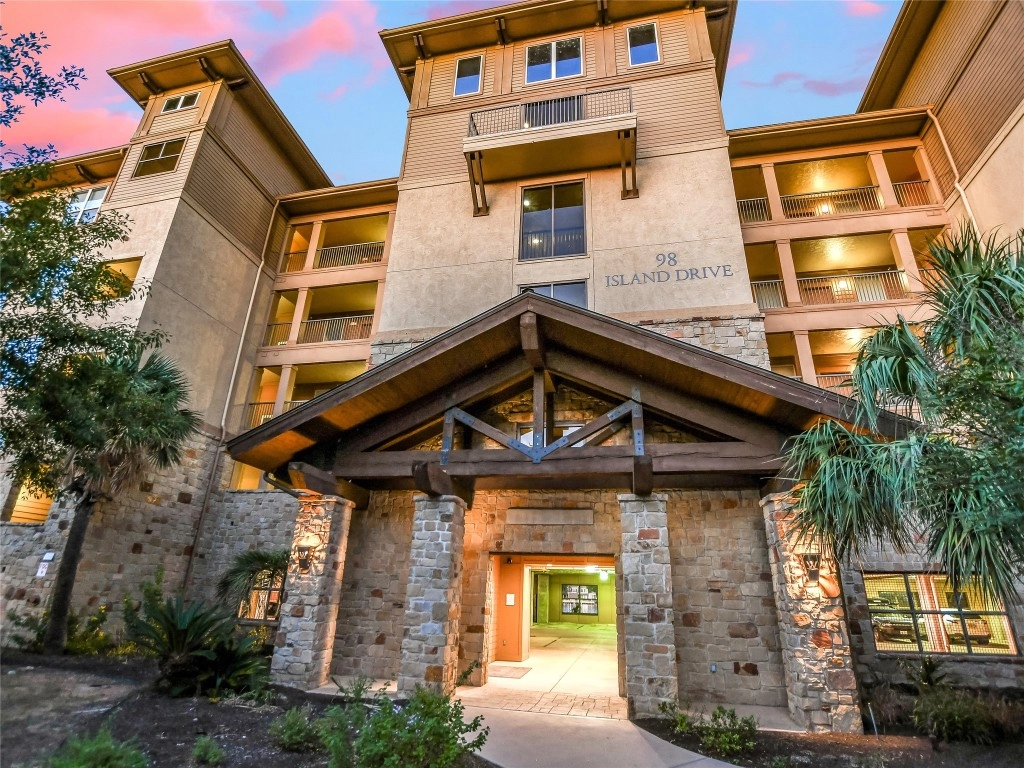 98 Island Dr Unit 21  