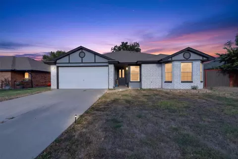 1817 Dusk Dr, Killeen, TX 76543