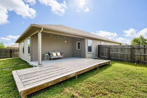 Exterior - 316 Unity Dr, Kyle, TX 78640 photo 3 of 5
