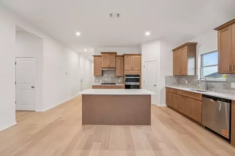 Kitchen - 327 Backstays Loop, Kyle, TX 78640 photo 1 of 1