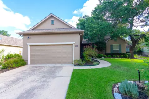 Exterior - 102 Harness Ln, Georgetown, TX 78633 photo 4 of 10