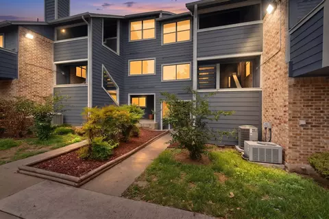 2500 Burleson Rd #506, Austin, TX 78741