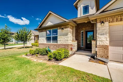112 Ray Ct, Liberty Hill, TX 78642