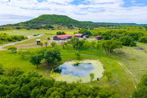 3021 Farm To Market 1689, Comanche, TX 76442