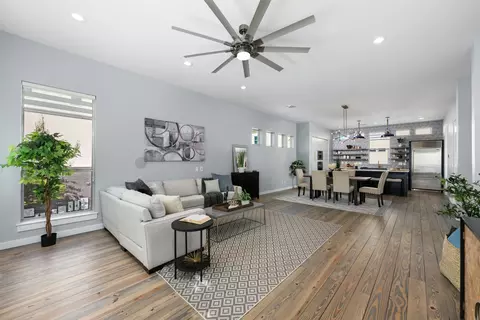 1209 Kinney Ave #D, Austin, TX 78704