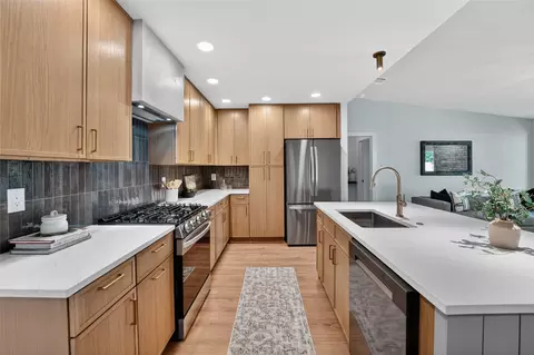 2412 Aldford Dr, Austin, TX 78745
