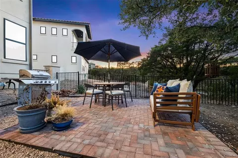211 Honey Creek Ct #6, Austin, TX 78738