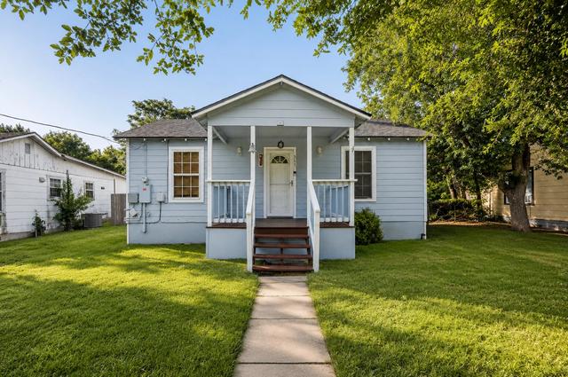 515 Wyeth St, Taylor, TX 76574