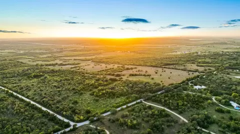 6035 State Park Rd, Lockhart, TX 78644