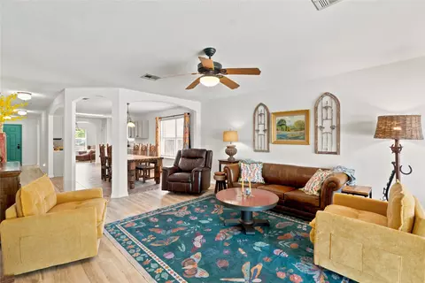 Living - 405 Fairfield Loop, Leander, TX 78641 photo 3 of 4