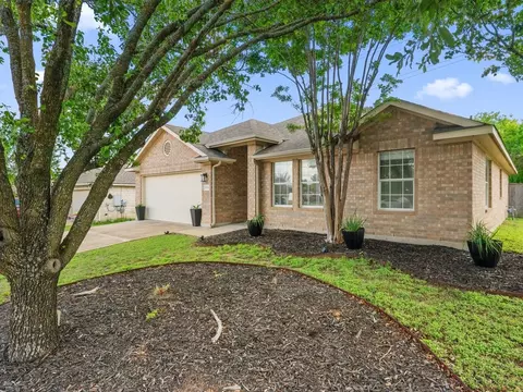 1201 Ridgewood Dr, Leander, TX 78641