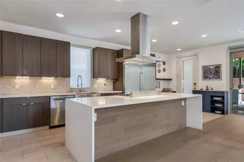 2201 E 9th St, Austin, TX 78702 photo 8