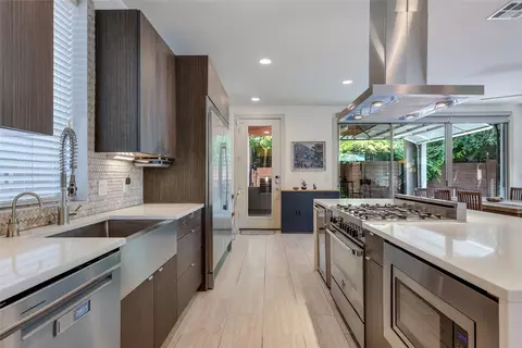 2201 E 9th St, Austin, TX 78702 photo 13