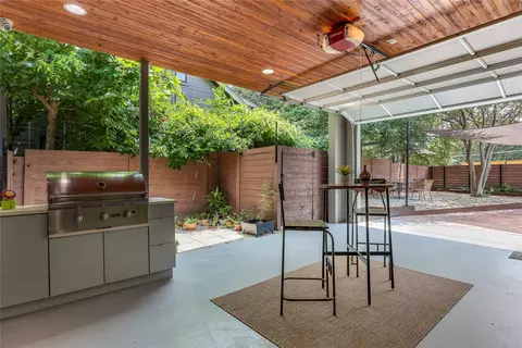 2201 E 9th St, Austin, TX 78702 photo 17