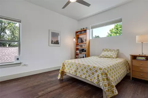 2201 E 9th St, Austin, TX 78702 photo 22
