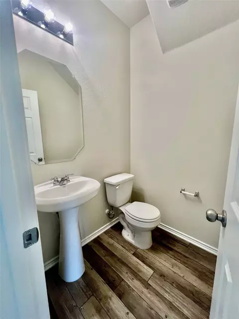Bath - 499 Tree Nut Loop, Buda, TX 78610 photo 1 of 3