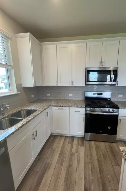 Kitchen - 499 Tree Nut Loop, Buda, TX 78610 photo 2 of 3