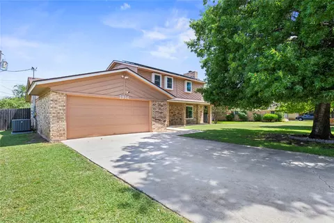 2906 Veterans Ave, Copperas Cove, TX 76522