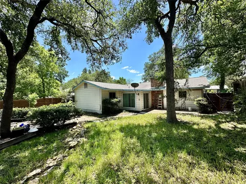 1704 Parkside Ln, Austin, TX 78745