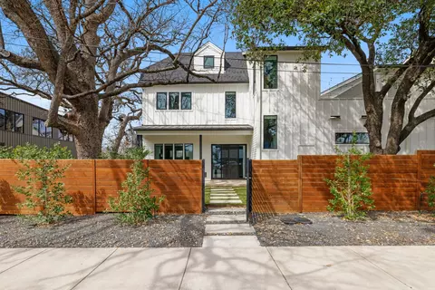 1101 W 39 12 St #B, Austin, TX 78756