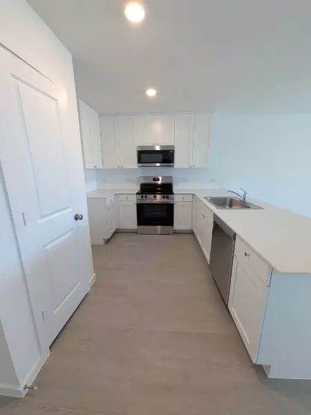 Kitchen - 160 Star Packer Ln, Jarrell, TX 76537 photo 2 of 2