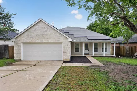6702 Roseborough Dr, Austin, TX 78747