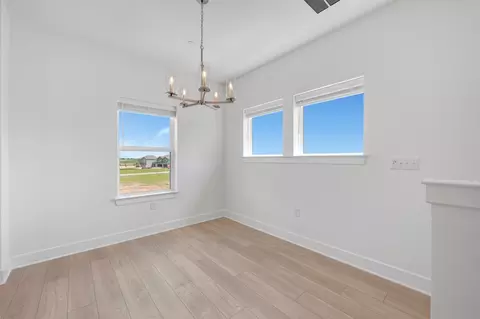 Dining - 1010 Brickell Loop # A, Austin, TX 78744 photo 1 of 1