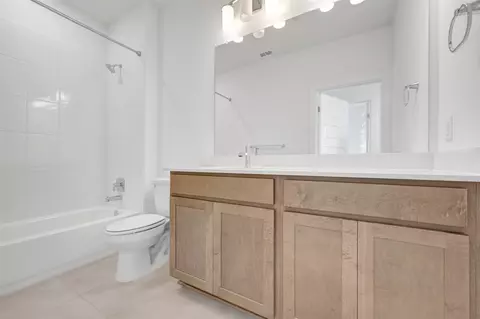 Bath - 1010 Brickell Loop # A, Austin, TX 78744 photo 2 of 2