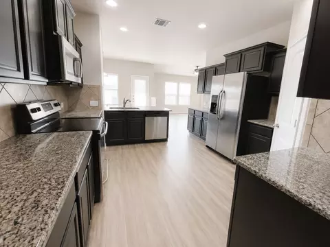 Kitchen - 228 Avalanche Ave, Georgetown, TX 78626 photo 1 of 2