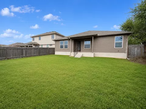 Exterior - 228 Avalanche Ave, Georgetown, TX 78626 photo 2 of 2