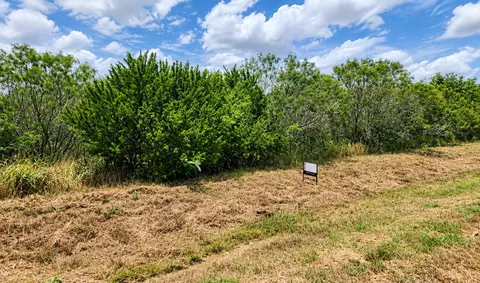 000 Fm 466 St, Cost, TX 78614